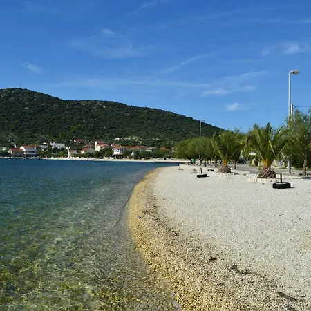 Marino Lägenhet Vinišće